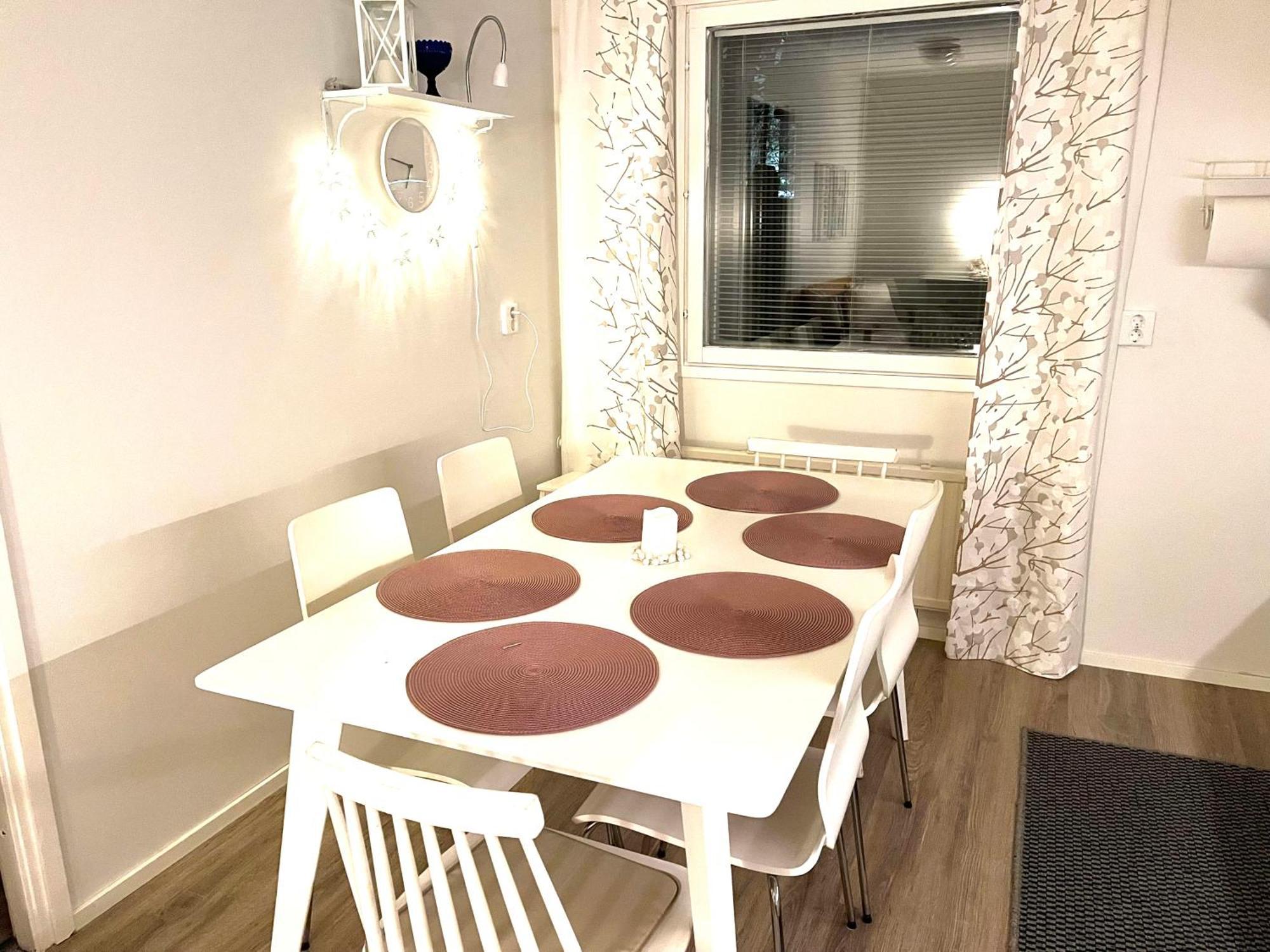Nice And Cozy Townhouse Рованиеми Экстерьер фото